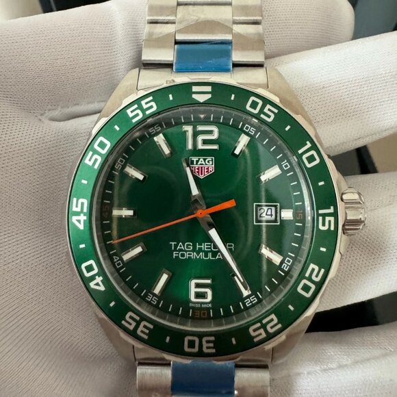 Authentic TAG Heuer Formula 1 Dial 43mm Men's Quartz Steel Watch WAZ1017.BA0842 - Picture 3 of 8